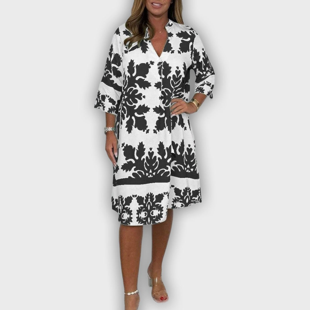 שמלת קיץ קלילה עם צבעים זוהרים