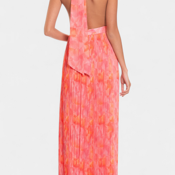 סמלת מקסי פריסקה עם גב פתוח וכתף חצי