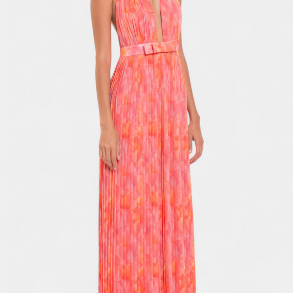 סמלת מקסי פריסקה עם גב פתוח וכתף חצי