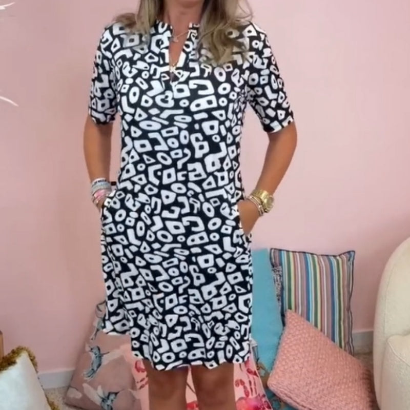 Aluna - שמלת מיני קז'ואל עם הדפס גיאומטרי