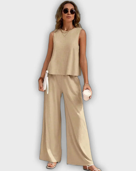 סט נעים דו חלקי לנשים - חולצה ומכנסיים לקיץ